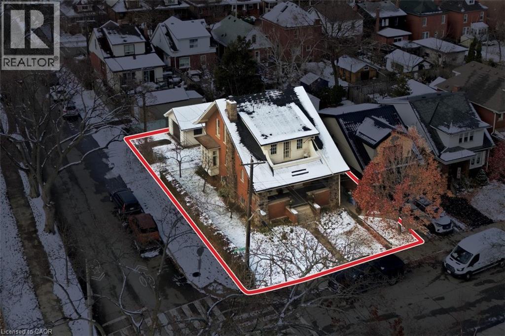 110 Houghton Avenue S, Hamilton, ON - Outdoor