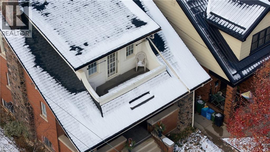 110 Houghton Avenue S, Hamilton, ON -