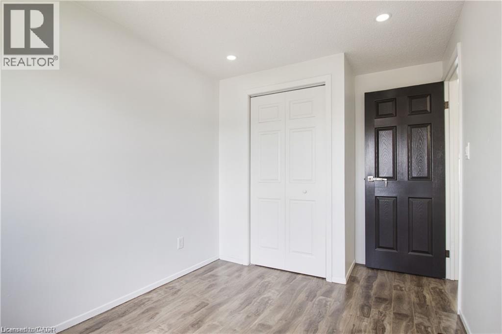 24 Tara Crescent Unit# Upper, Thorold, ON - Indoor Photo Showing Other Room