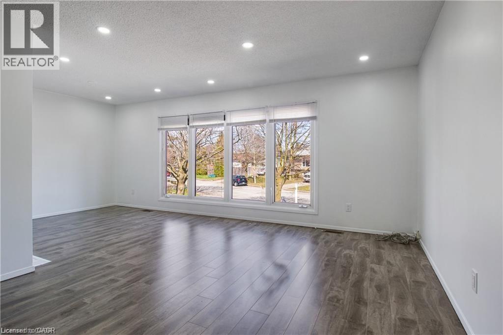 24 Tara Crescent Unit# Upper, Thorold, ON - Indoor Photo Showing Other Room