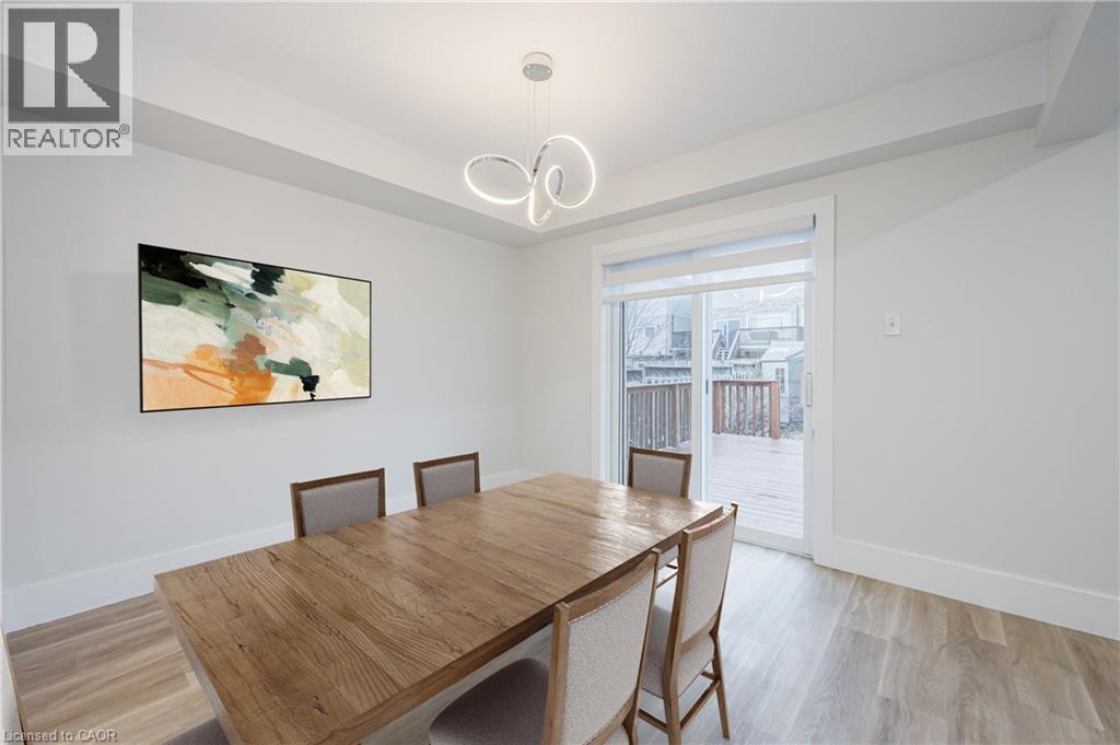 125 Steepleridge Street, Kitchener, ON - Indoor Photo Showing Dining Room