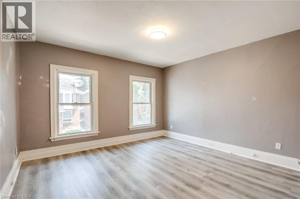 16 Eastbourne Avenue Unit# Upper, Hamilton, ON - Indoor Photo Showing Other Room