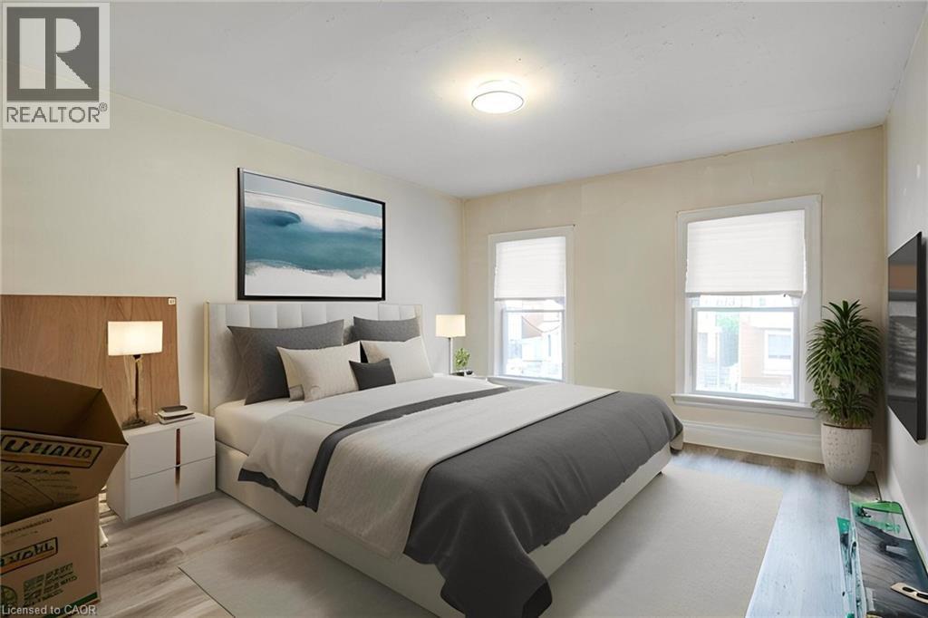 16 Eastbourne Avenue Unit# Upper, Hamilton, ON - Indoor Photo Showing Bedroom