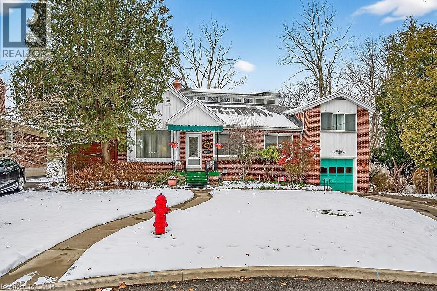 9 Daleview Court, Hamilton, ON - Outdoor