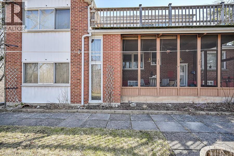 9 Daleview Court, Hamilton, ON - Outdoor With Balcony