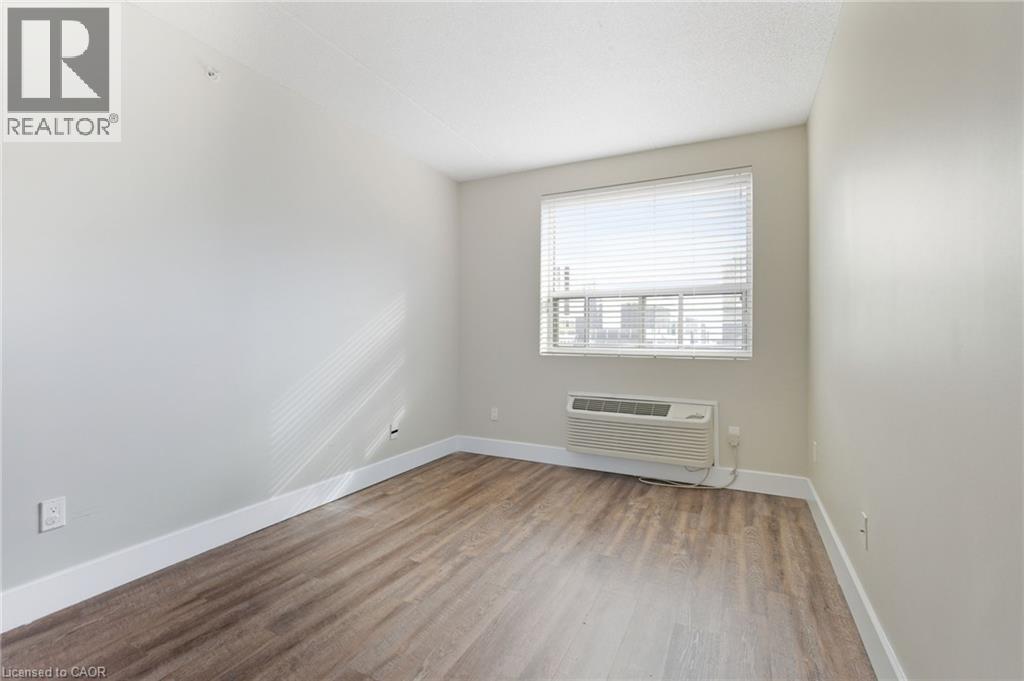 149 Main Street W Unit# 607, Hamilton, ON - Indoor Photo Showing Other Room