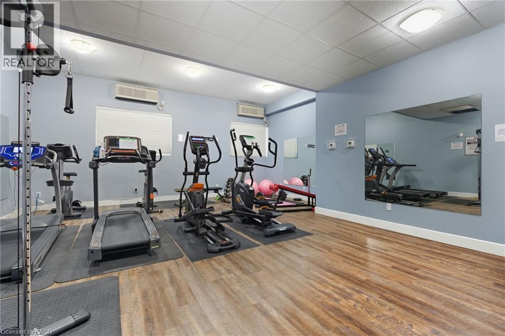 149 Main Street W Unit# 607, Hamilton, ON - Indoor Photo Showing Gym Room