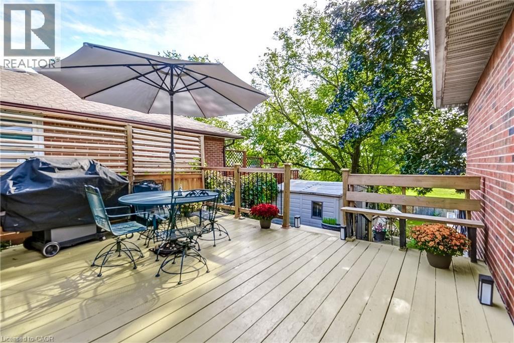 1216 De Quincy Crescent, Burlington, ON - Outdoor With Deck Patio Veranda With Exterior