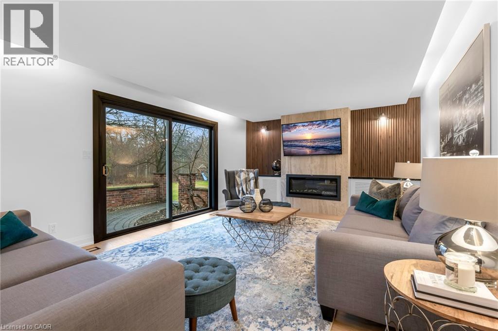 4344 No 1 Side Road, Burlington, ON - Indoor Photo Showing Living Room With Fireplace
