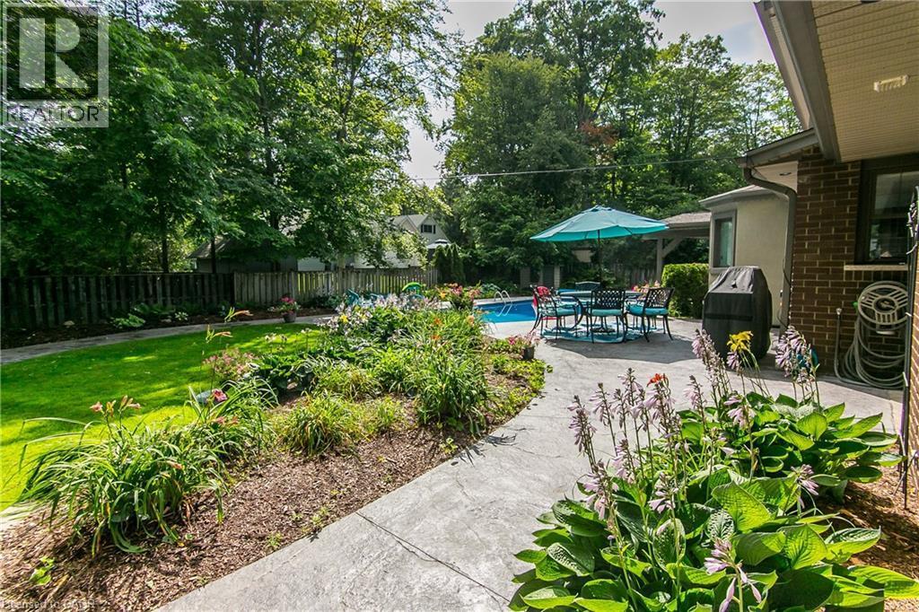 Walkway - 358 Green Acres Drive, Waterloo, ON