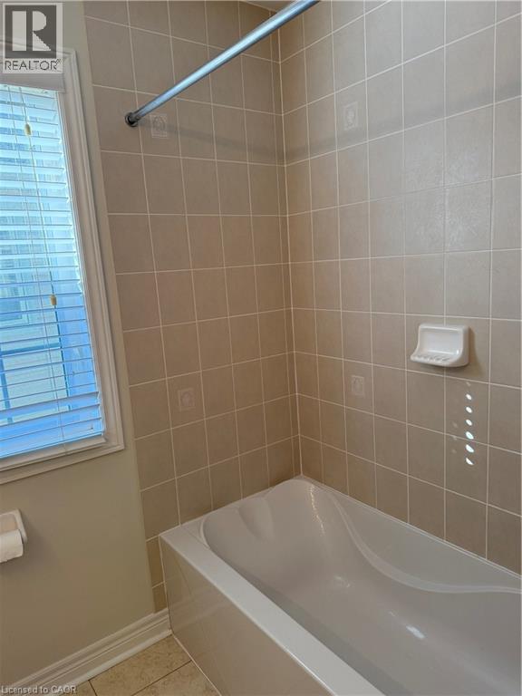 4210 Saunders Crescent, Burlington, ON - Indoor Photo Showing Bathroom