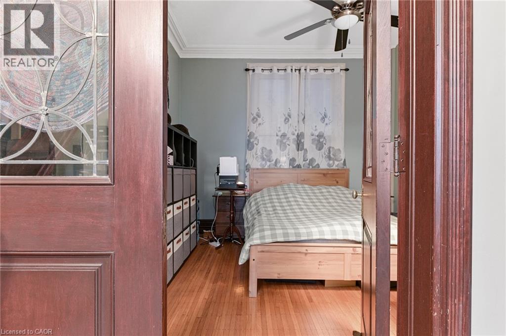 30 Ontario Avenue, Hamilton, ON - Indoor