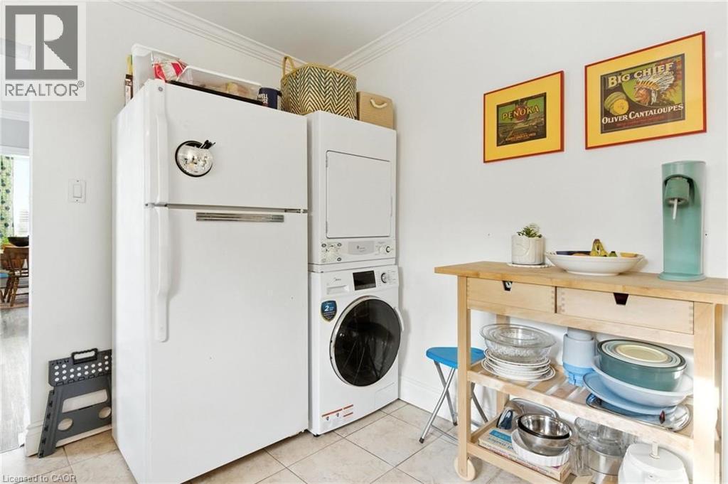 346 Hunter Street W, Hamilton, ON - Indoor Photo Showing Laundry Room