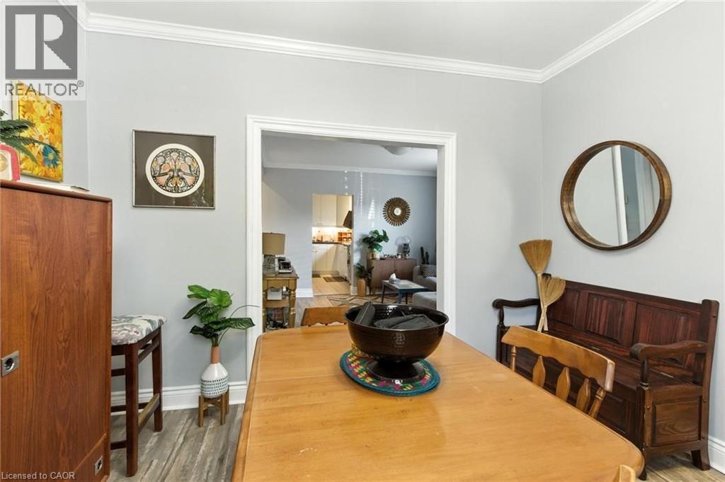346 Hunter Street W, Hamilton, ON - Indoor Photo Showing Dining Room
