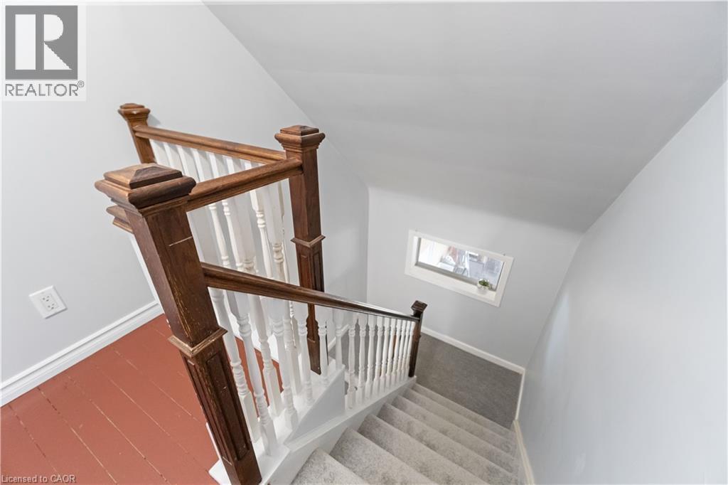 197 East 12Th Street, Hamilton, ON - Indoor Photo Showing Other Room