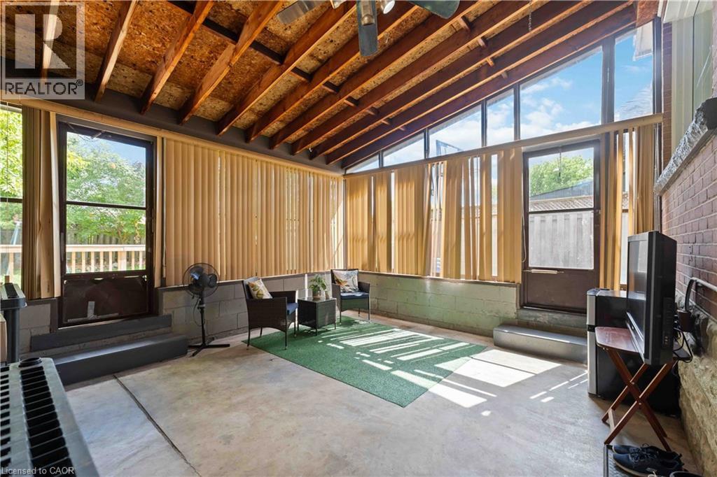 197 East 12Th Street, Hamilton, ON - Indoor Photo Showing Other Room