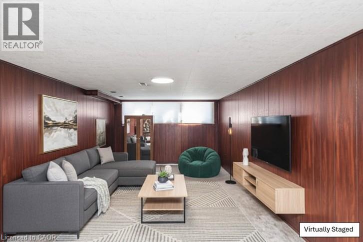 176 Walter Avenue S, Hamilton, ON - Indoor Photo Showing Living Room