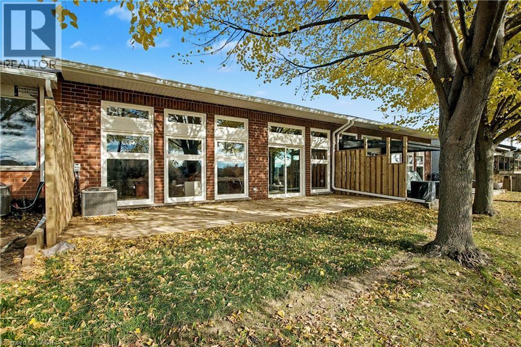 33 Sister Kern Terrace, Hamilton, ON - Outdoor