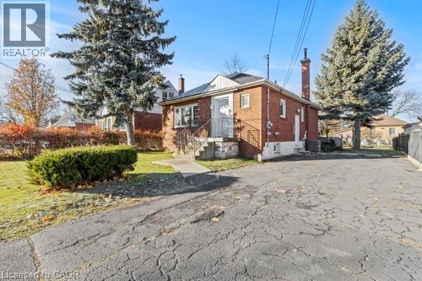 50 West 4Th Street, Hamilton, ON - Outdoor