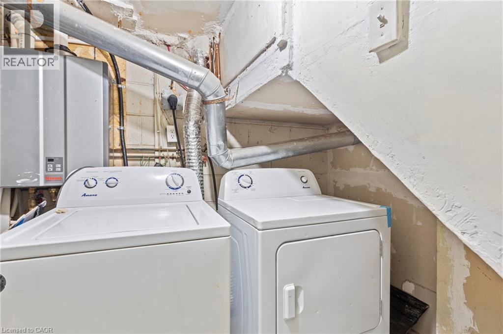 50 West 4Th Street, Hamilton, ON - Indoor Photo Showing Laundry Room