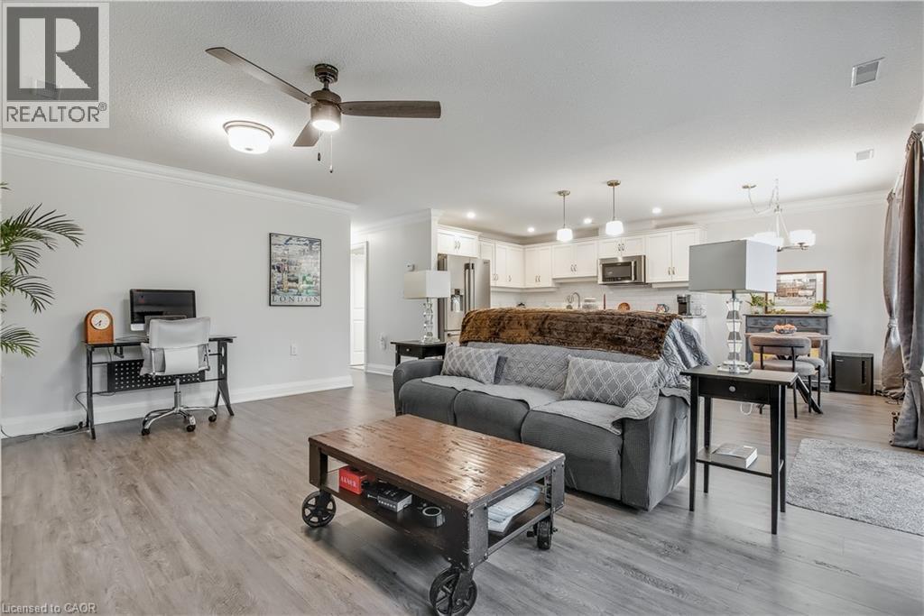 47 Bishop Reding Trail, Hamilton, ON - Indoor Photo Showing Living Room