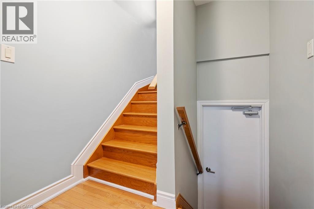 107 Horning Drive, Hamilton, ON - Indoor Photo Showing Other Room