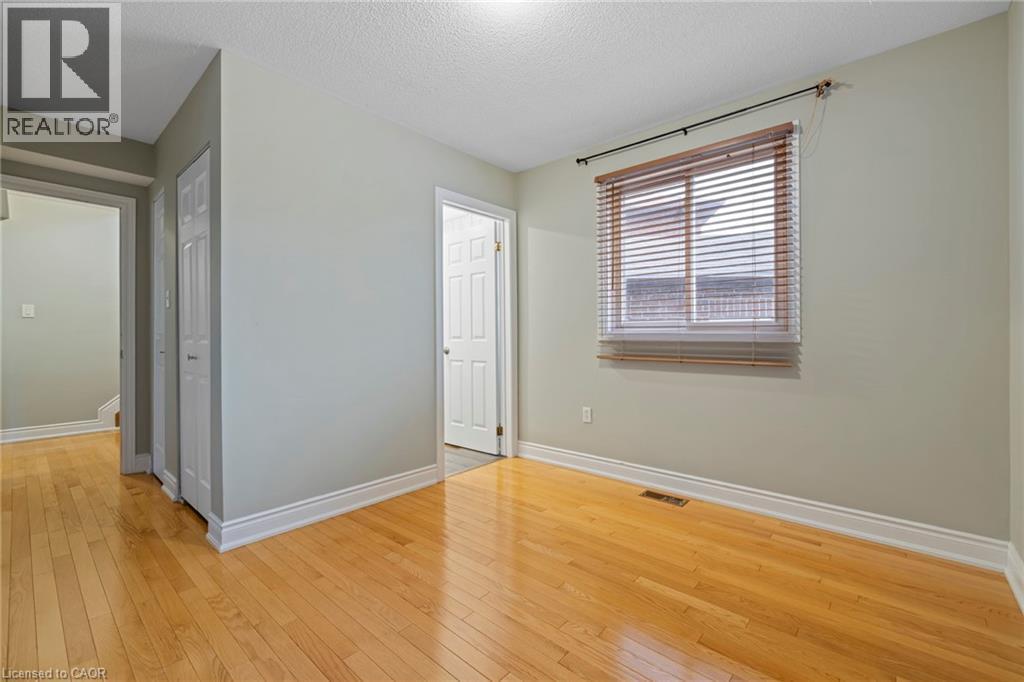 107 Horning Drive, Hamilton, ON - Indoor Photo Showing Other Room