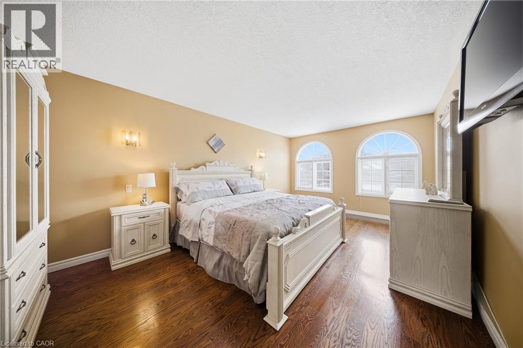 47 Burnt Ember Court, Kitchener, ON - Indoor Photo Showing Bedroom