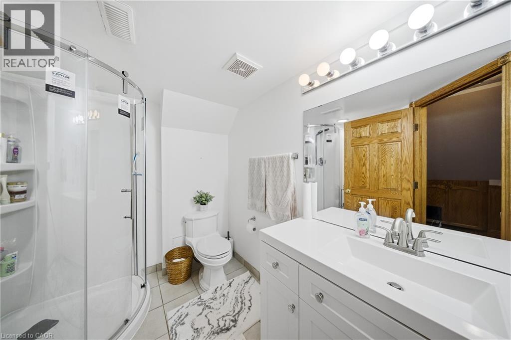 47 Burnt Ember Court, Kitchener, ON - Indoor Photo Showing Bathroom