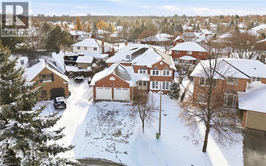 47 Burnt Ember Court, Kitchener, ON - Outdoor