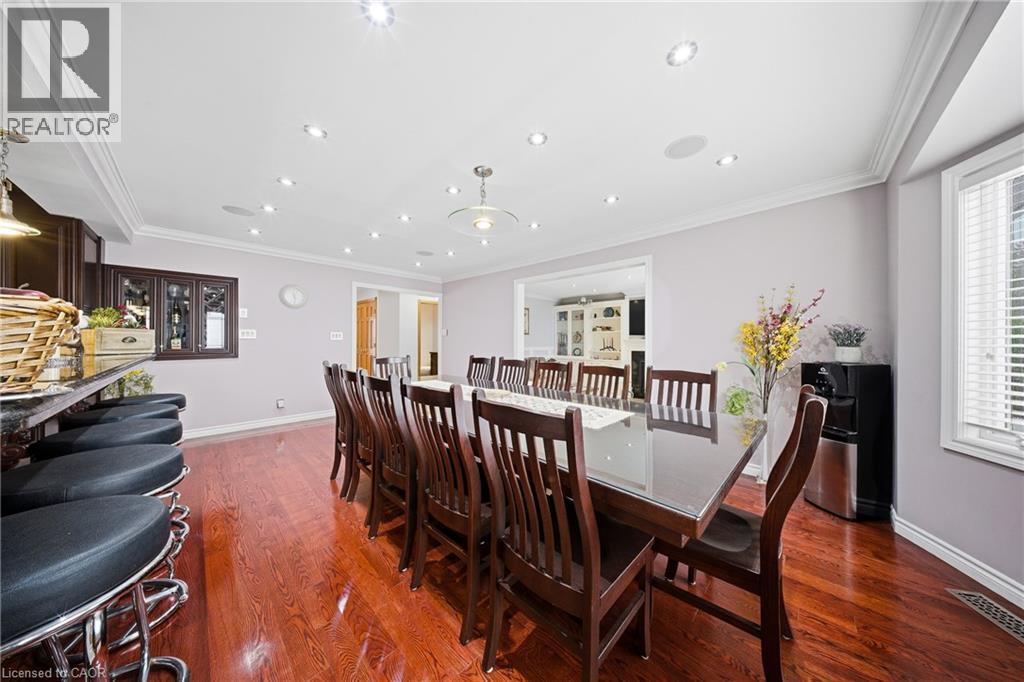 47 Burnt Ember Court, Kitchener, ON - Indoor Photo Showing Dining Room