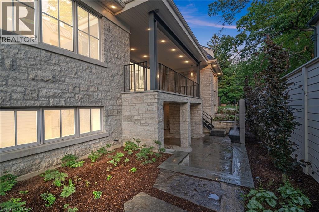 1322 Minaki Road, Mississauga, ON - Outdoor With Exterior