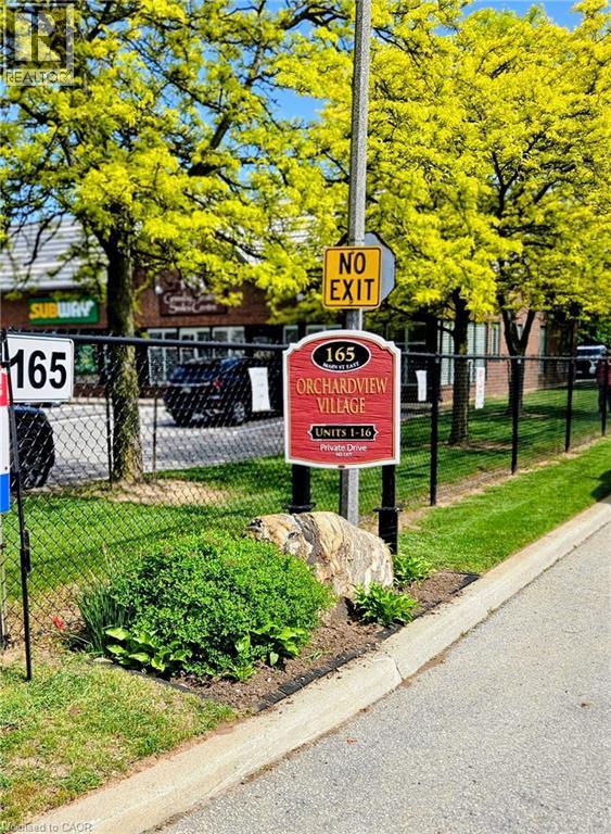 165 Main Street E Unit# 9, Grimsby, ON - Outdoor