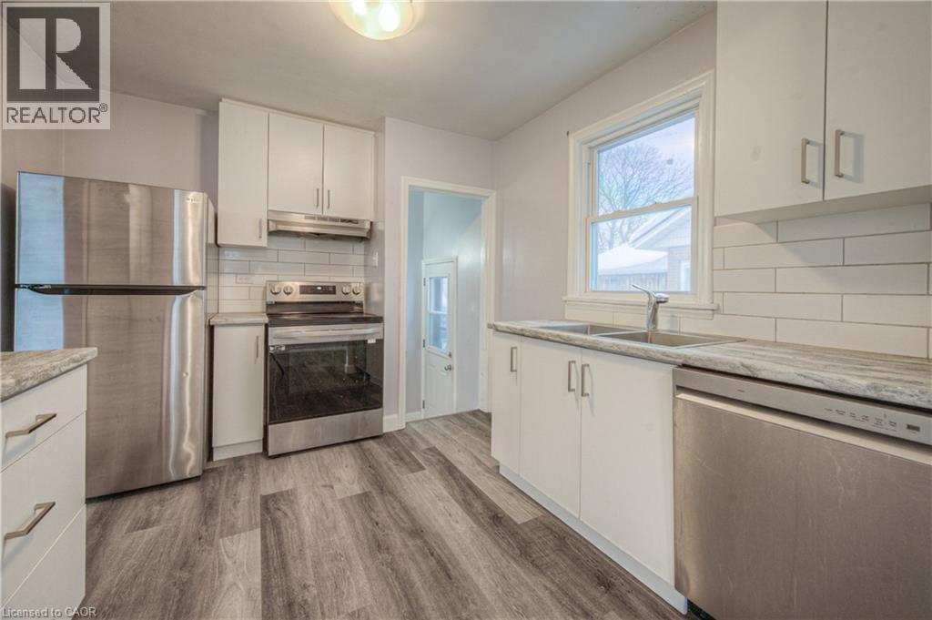 184 Patricia Avenue, Kitchener, ON - Indoor Photo Showing Kitchen With Double Sink