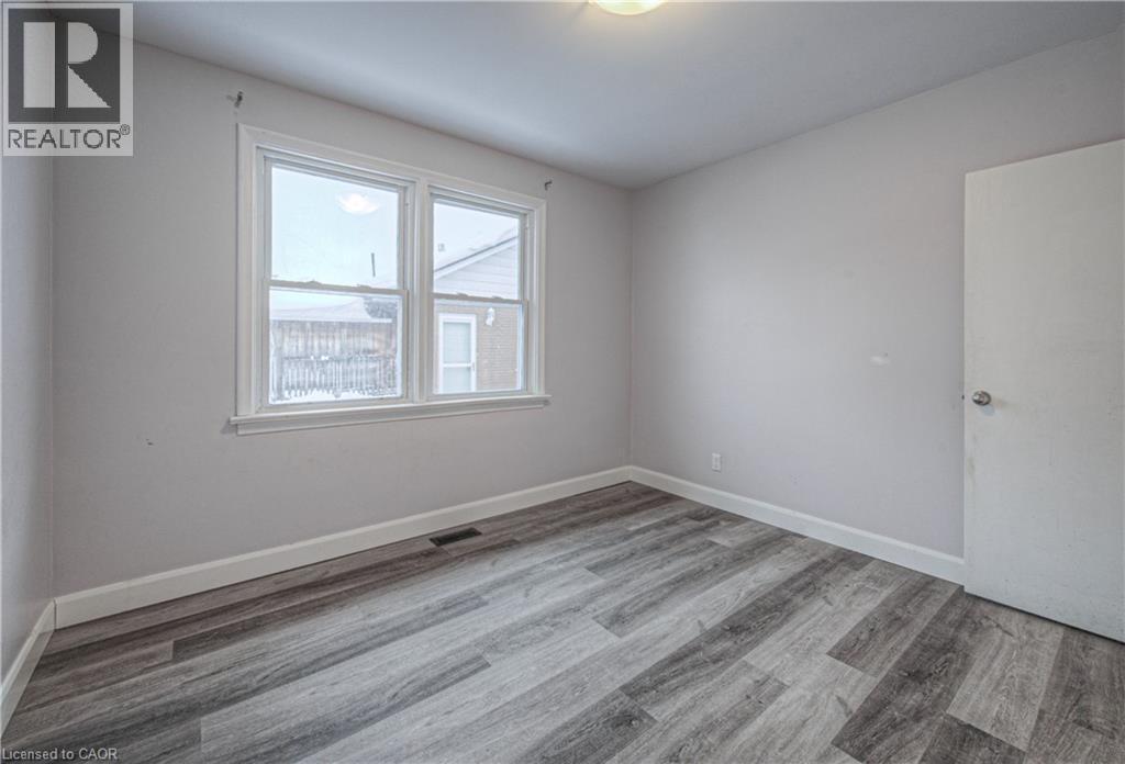 184 Patricia Avenue, Kitchener, ON - Indoor Photo Showing Other Room