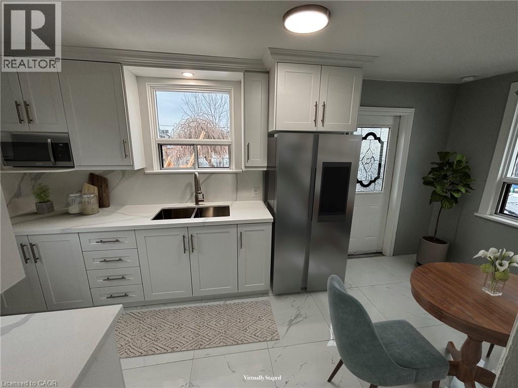 46 Delena Avenue S, Hamilton, ON - Indoor Photo Showing Kitchen With Double Sink