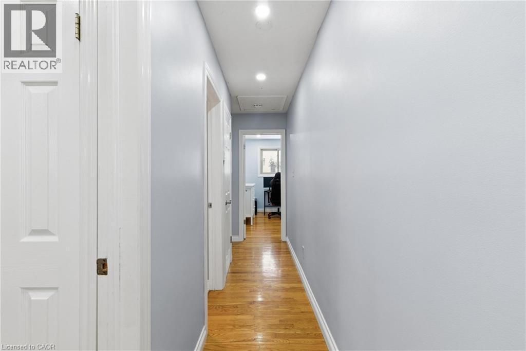 Corridor featuring light wood-style floors and recessed lighting - 364 Roselawn Place, Waterloo, ON - Indoor Photo Showing Other Room
