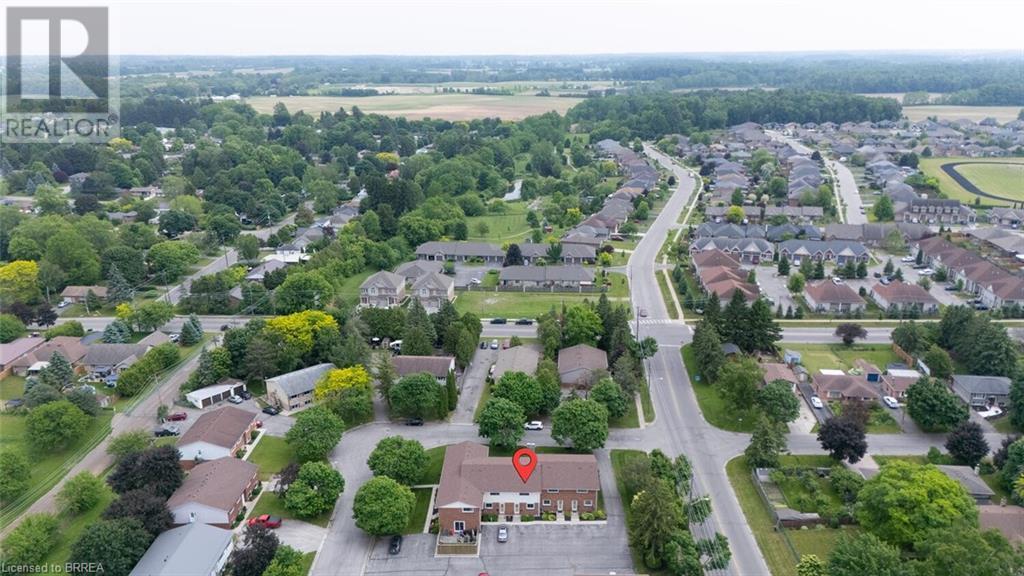 32 Montclair Crescent Unit# 16, Simcoe, ON - Outdoor With View