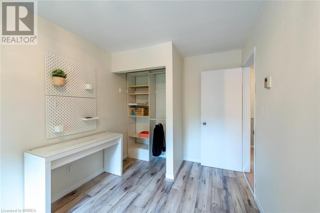 32 Montclair Crescent Unit# 16, Simcoe, ON - Indoor Photo Showing Other Room