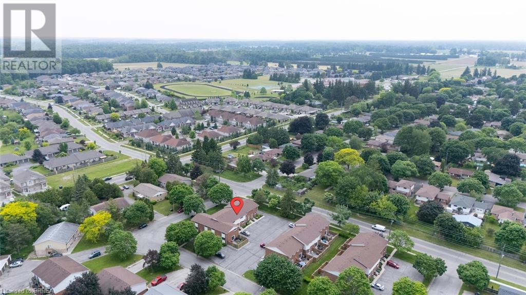 32 Montclair Crescent Unit# 16, Simcoe, ON - Outdoor With View