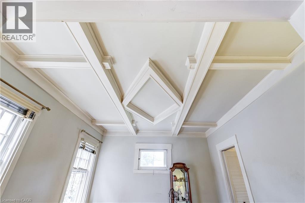 182 Balmoral Avenue S, Hamilton, ON - Indoor Photo Showing Other Room