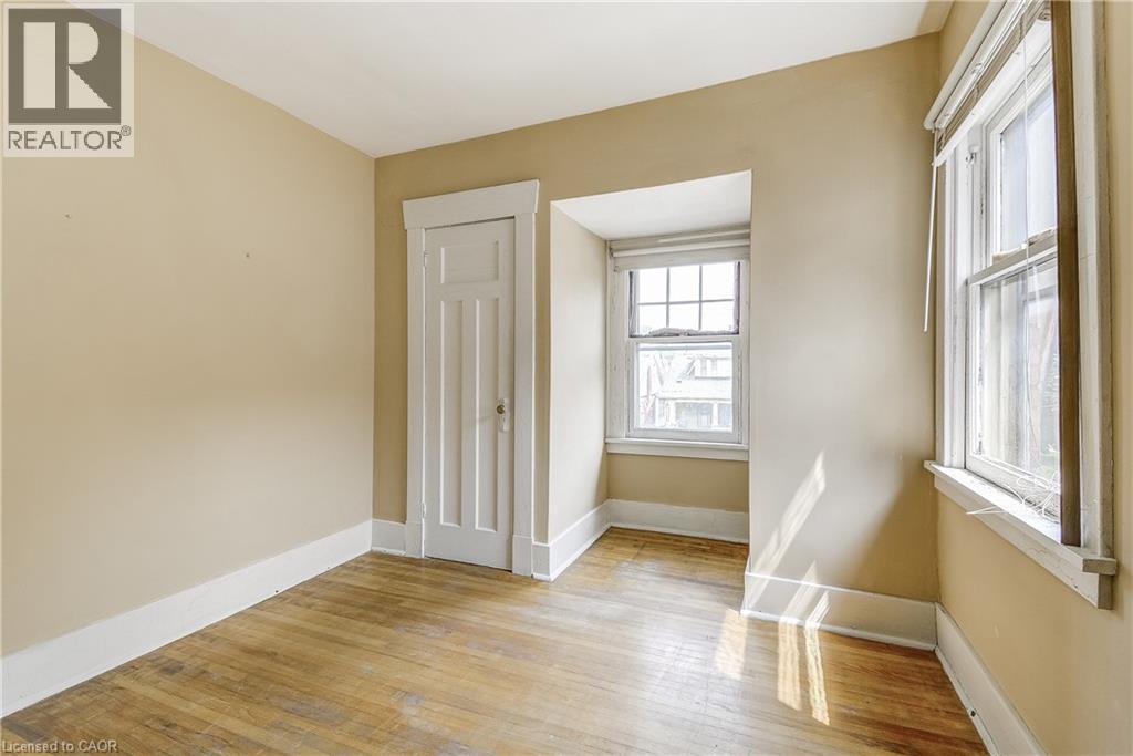 182 Balmoral Avenue S, Hamilton, ON - Indoor Photo Showing Other Room