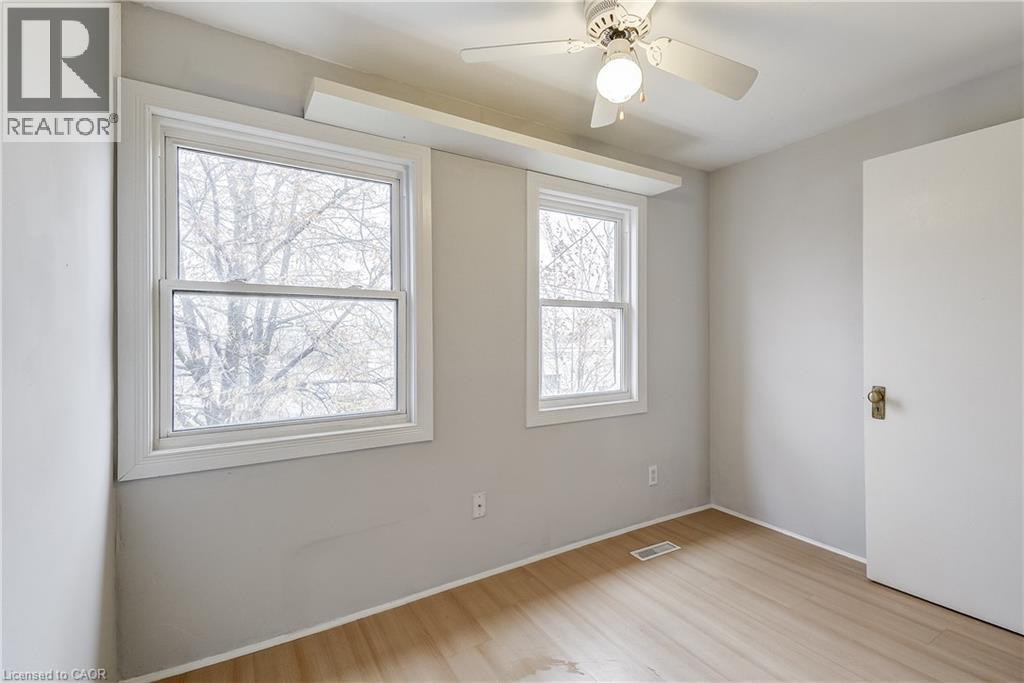 2420 Maryvale Court, Burlington, ON - Indoor Photo Showing Other Room