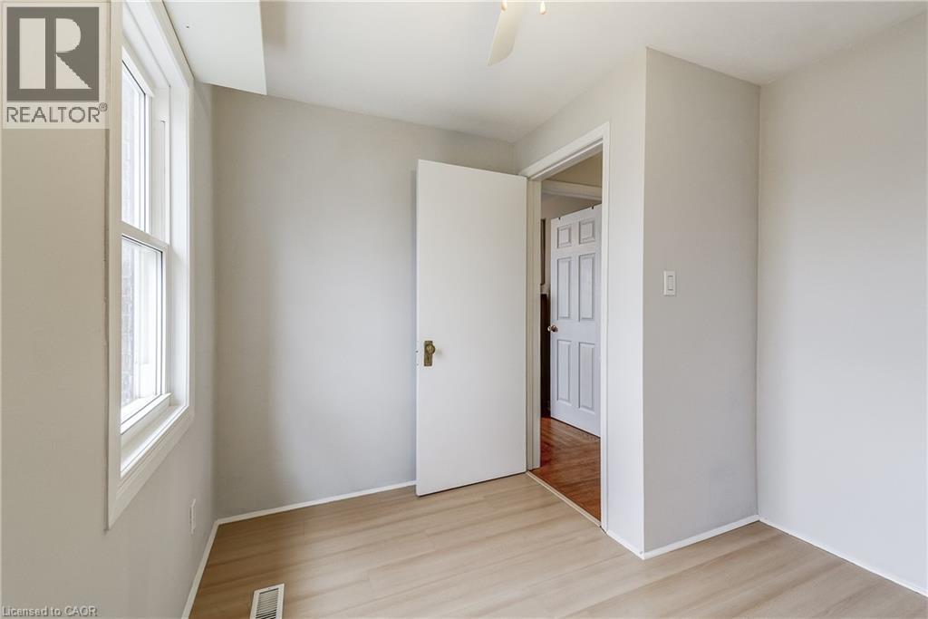 2420 Maryvale Court, Burlington, ON - Indoor Photo Showing Other Room