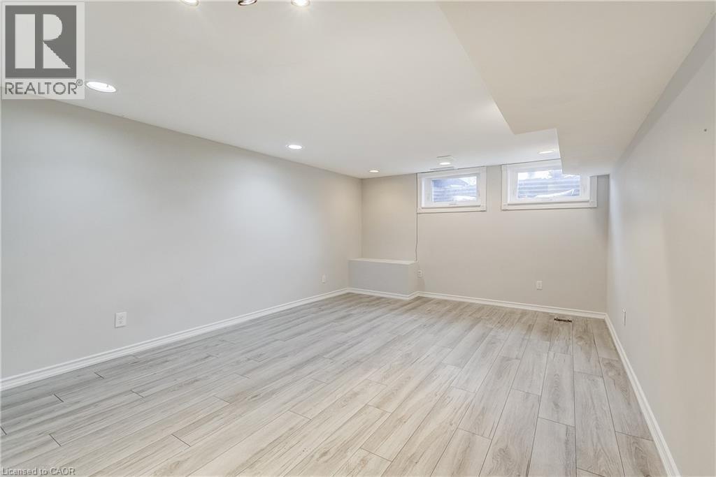 2420 Maryvale Court, Burlington, ON - Indoor