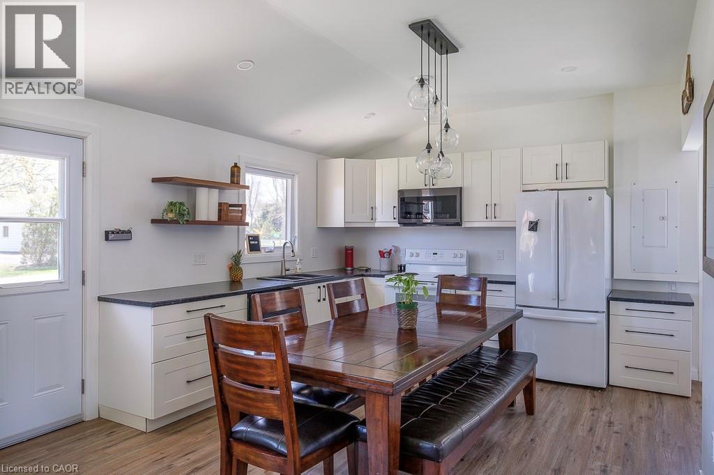 197 Cedar Drive, Turkey Point, ON - Indoor
