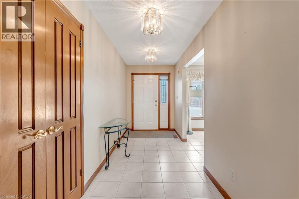 203 Margaret Avenue, Hamilton, ON - Indoor Photo Showing Other Room