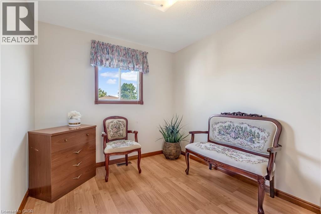 203 Margaret Avenue, Hamilton, ON - Indoor