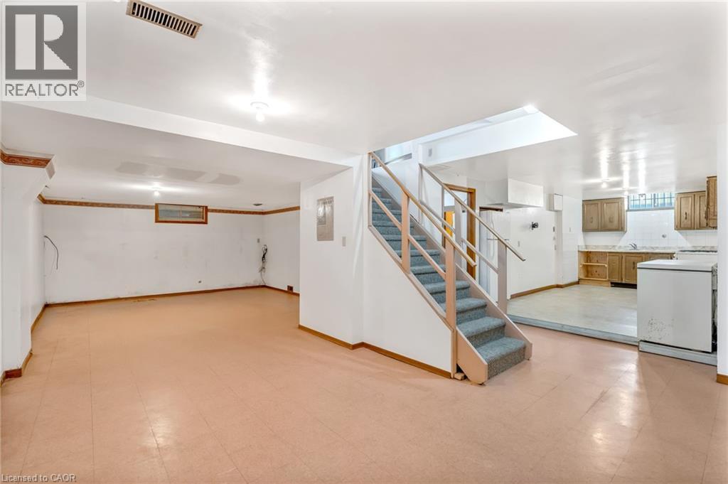 203 Margaret Avenue, Hamilton, ON - Indoor