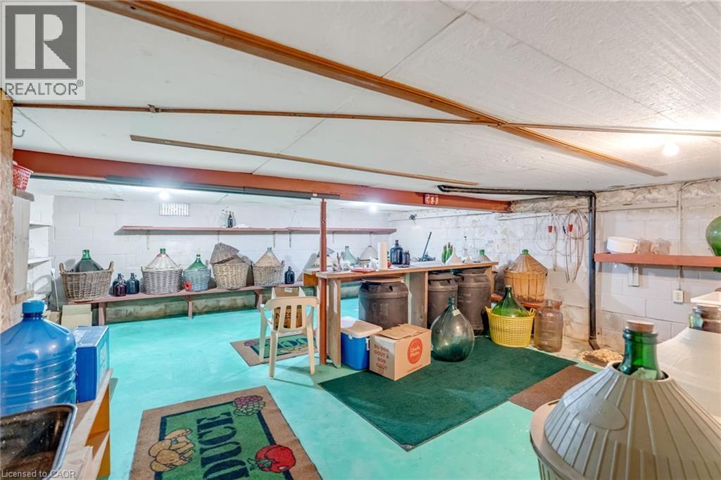 203 Margaret Avenue, Hamilton, ON - Indoor Photo Showing Other Room